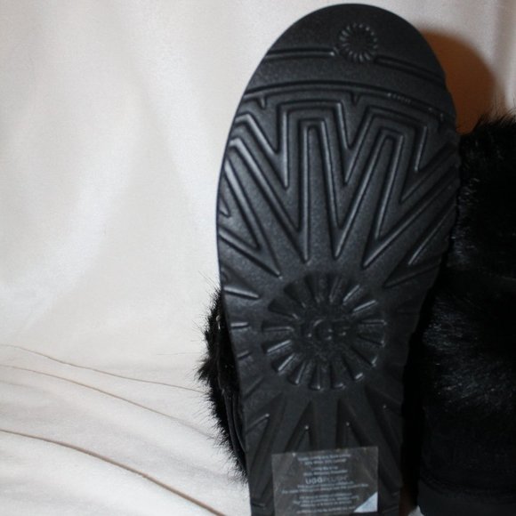NIB UGG WOMEN'S CLASSIC FLUFF BUCKLE SHAGGY SUEDE SHEARLING BOOTS BLACK - Picture 7 of 8